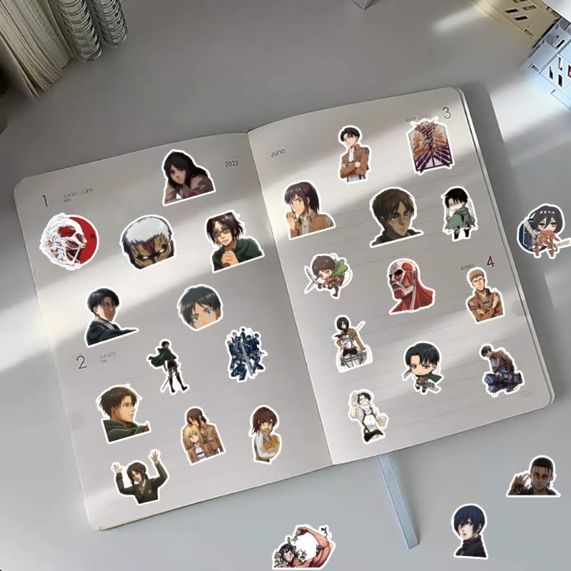 60 Pezzi Adesivi Anime Attack  - Laptop Accessories Wholesale recensione e prezzo